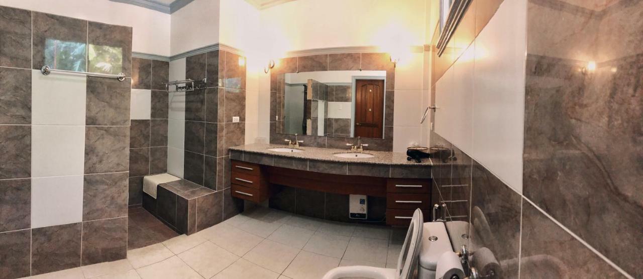 C气泡潜水度假村 C Bubble Diving Resort Dumaguete City Kültér fotó